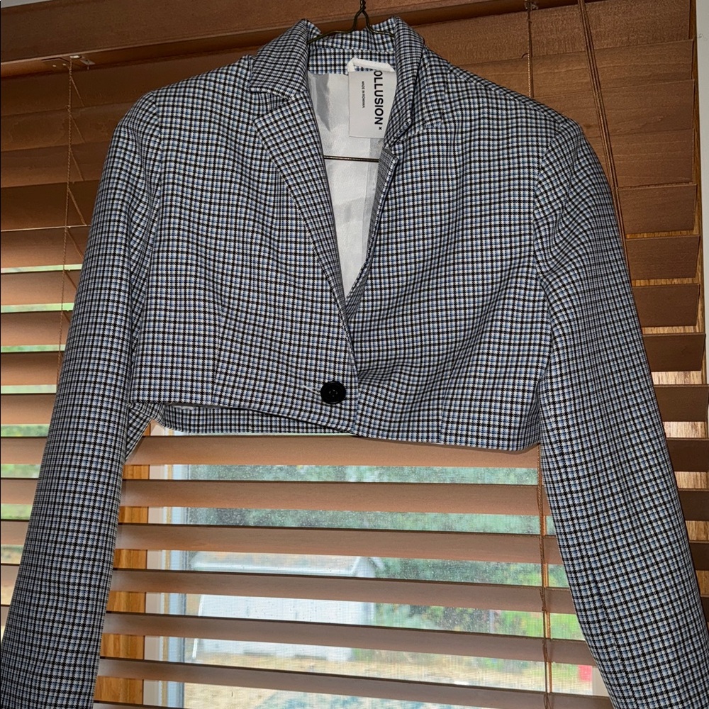 Cropped Blazer